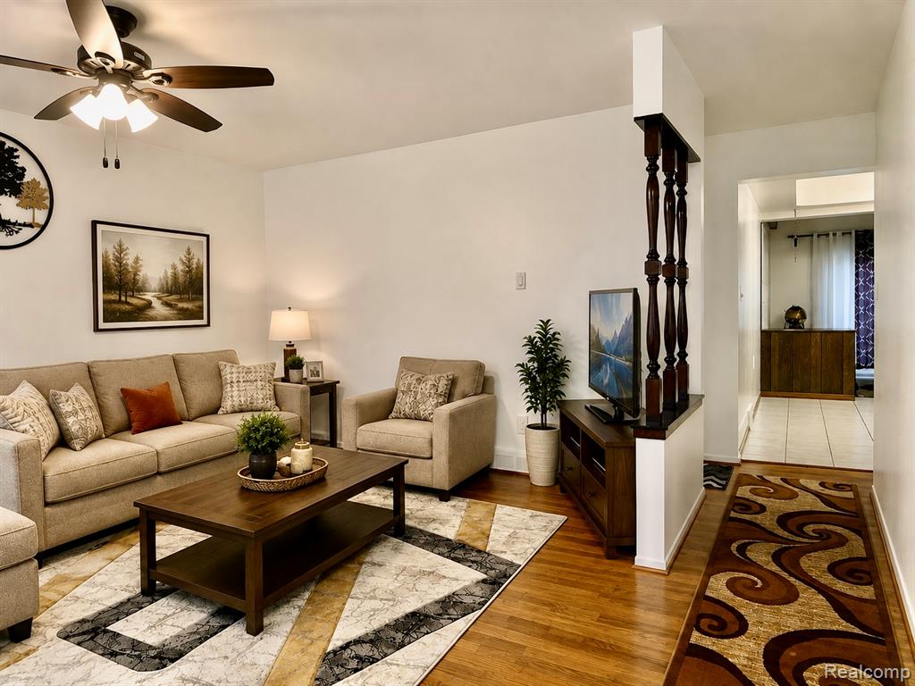 36357 Weber Drive Property Photo 3