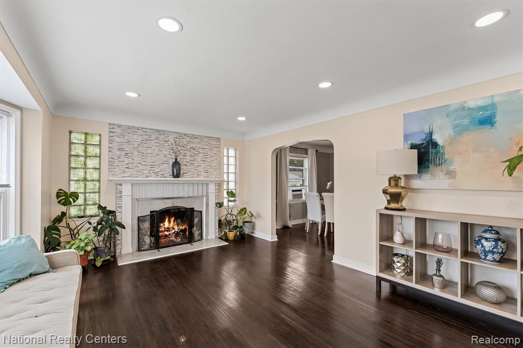 12818 Archdale Street Property Photo 2
