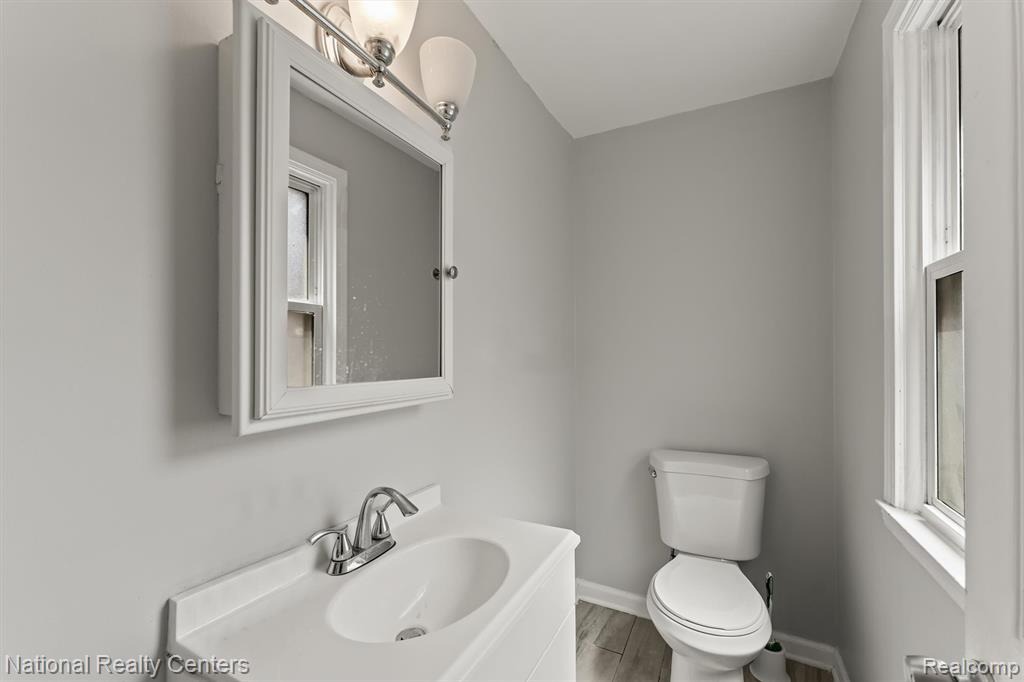 12818 Archdale Street Property Photo 11