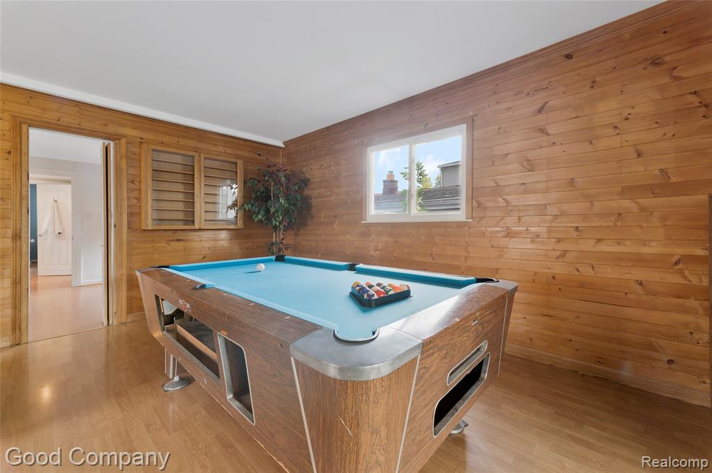 23385 Melville Avenue Property Photo 24