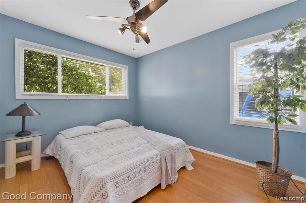 23385 Melville Avenue Property Photo 30