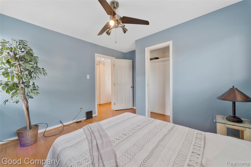 23385 Melville Avenue Property Photo 31