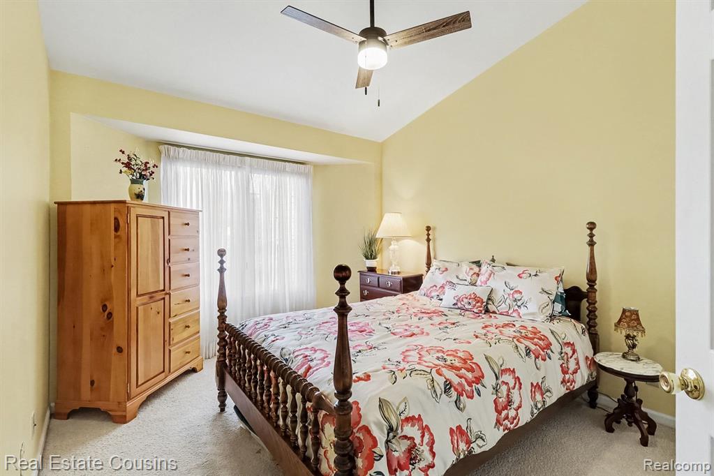 6305 Squire Lake Drive Property Photo 11