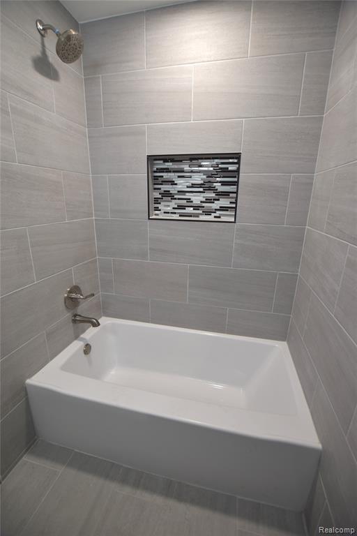 3933 Clairmont Street Property Photo 2