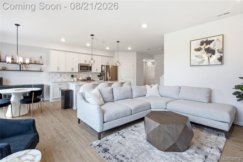 8731 Grove Street Property Photo 17