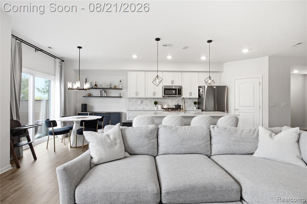 8731 Grove Street Property Photo 18