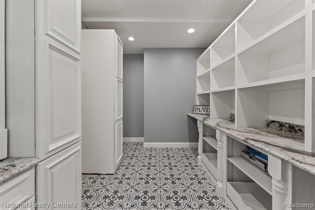 777 Thayer Boulevard Property Photo 16