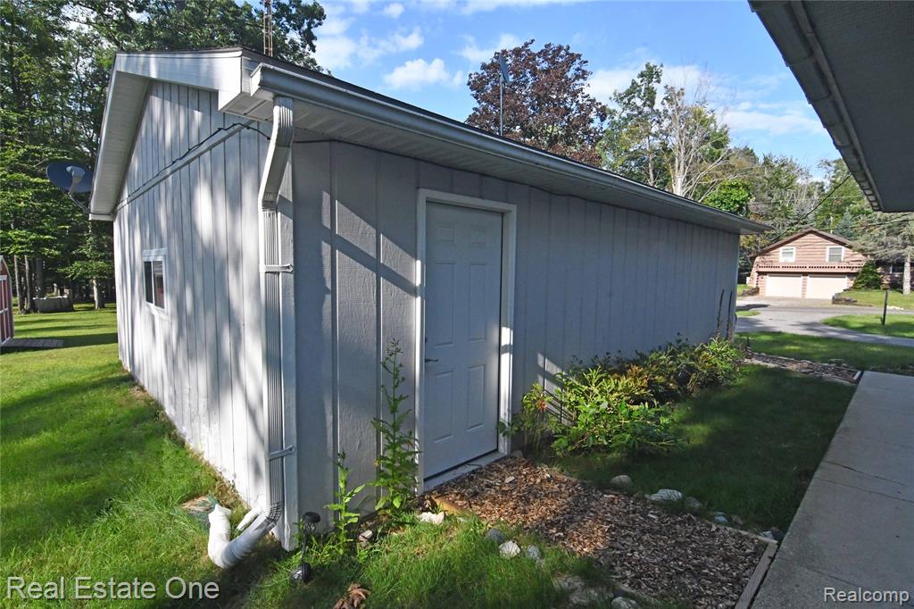 4255 N Ash Road Property Photo 10