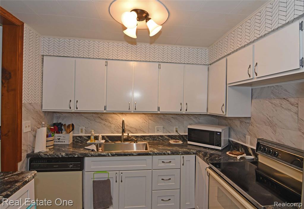 4255 N Ash Road Property Photo 22