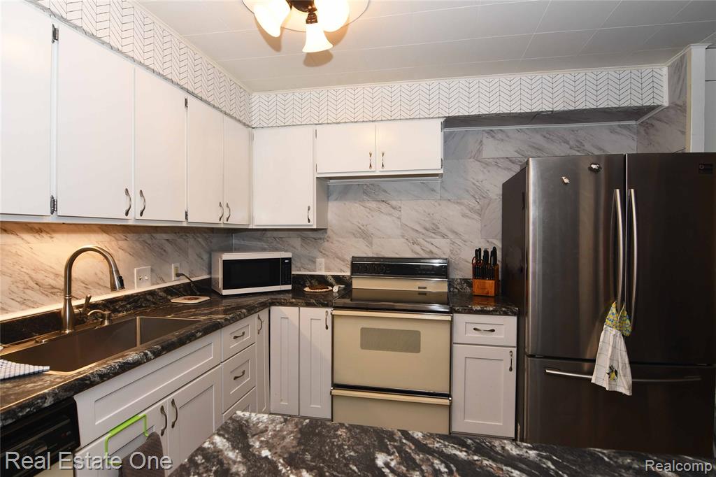 4255 N Ash Road Property Photo 25