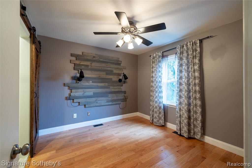 818 N Main Street Property Photo 16