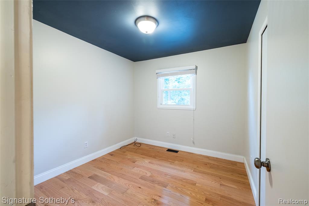 818 N Main Street Property Photo 22