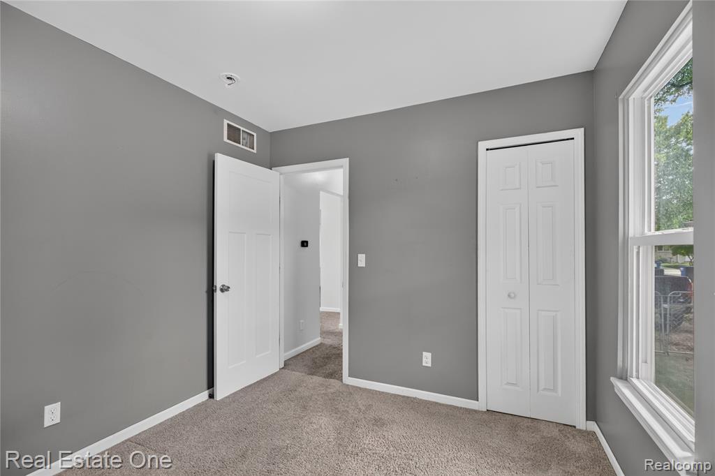 5749 Wilmer Street Property Photo 12