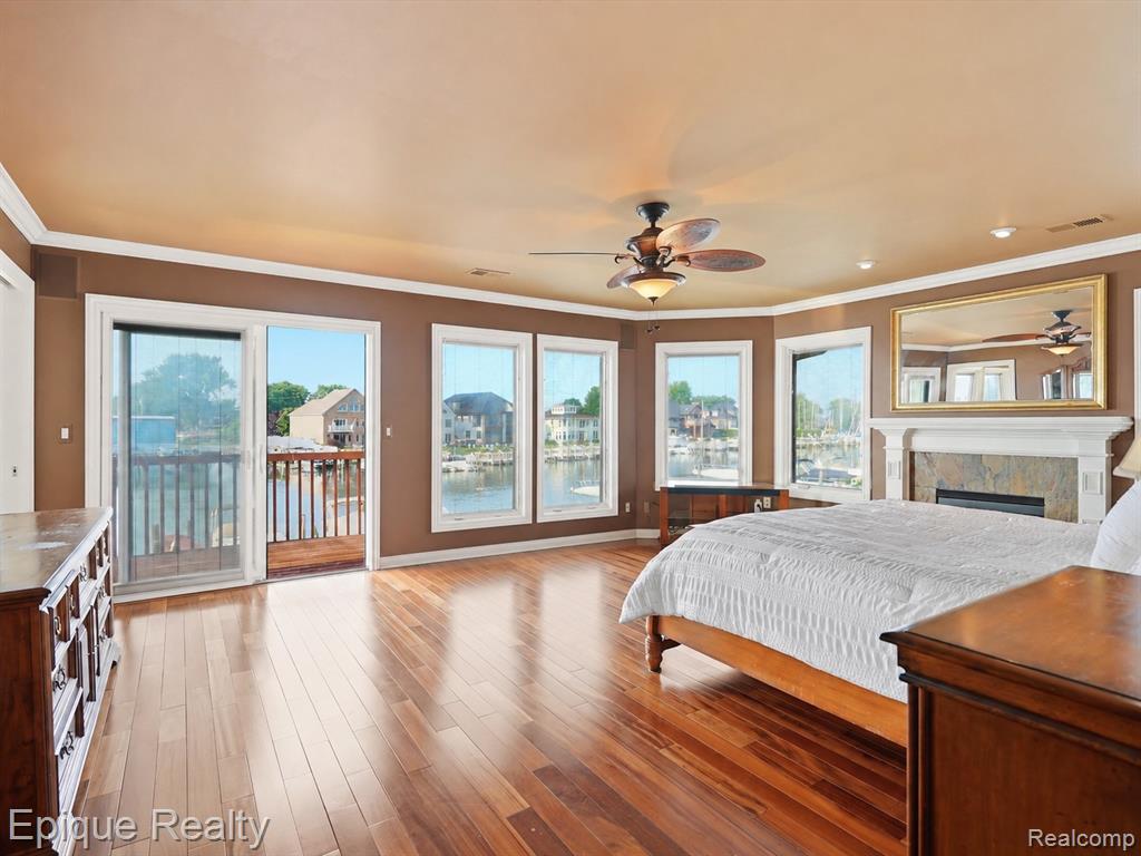 32354 N River Road Property Photo 27