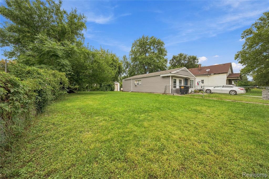 1444 S Liddesdale Street Property Photo 2