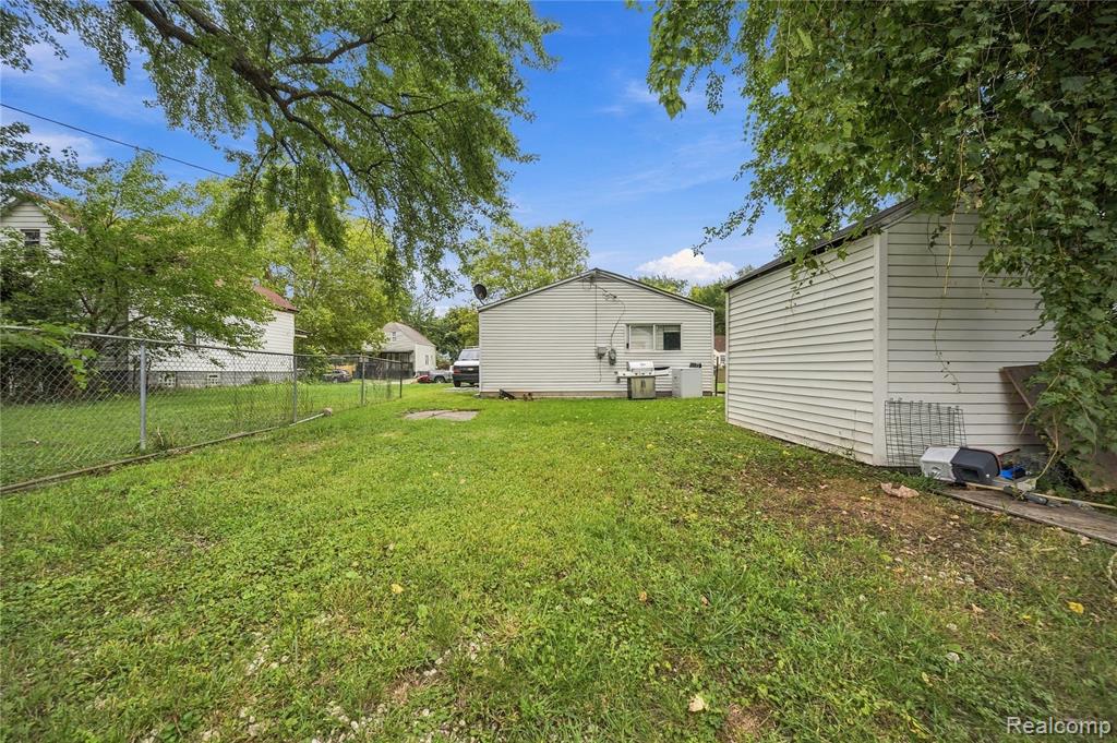 1444 S Liddesdale Street Property Photo 4