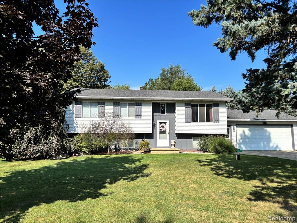 15044 Cutler Drive Property Photo 1