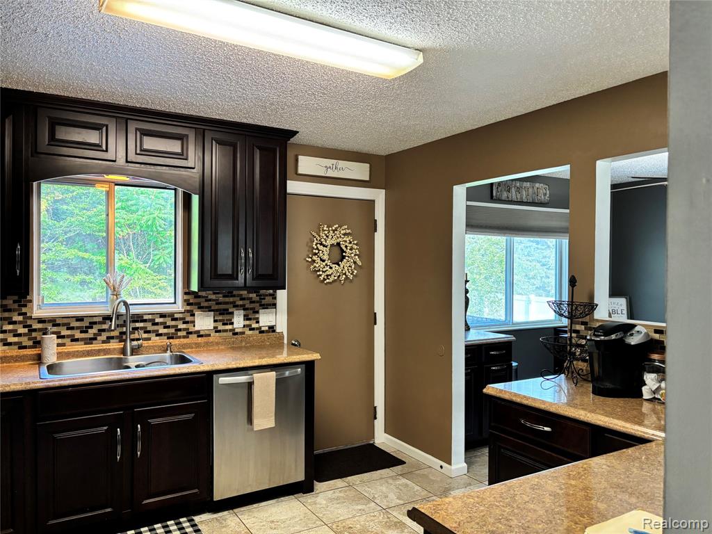 15044 Cutler Drive Property Photo 14
