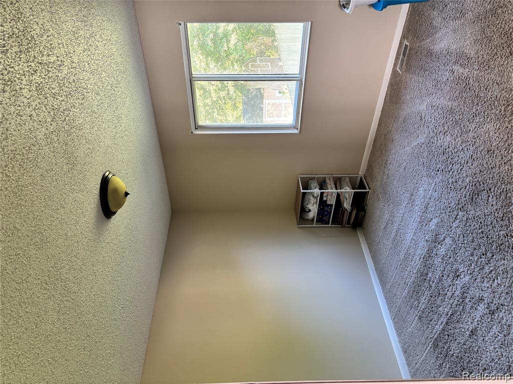 15044 Cutler Drive Property Photo 20