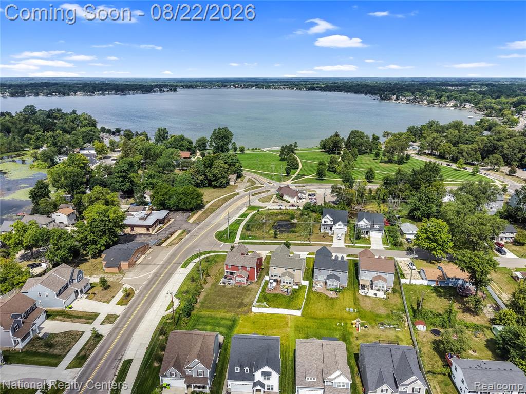 110 Wainwright Property Photo 13