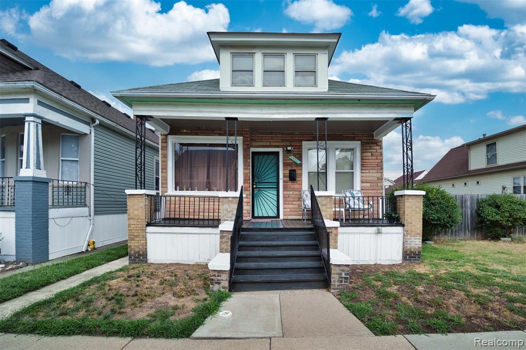 3911 Yemans Street Property Photo 1