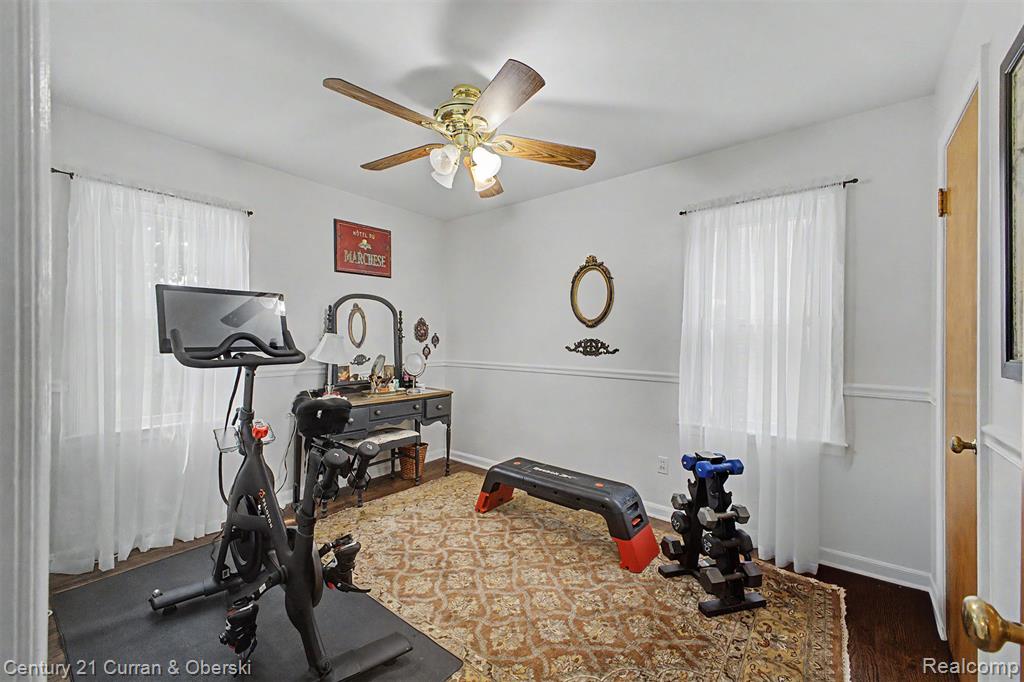 1521 Highview Street Property Photo 10