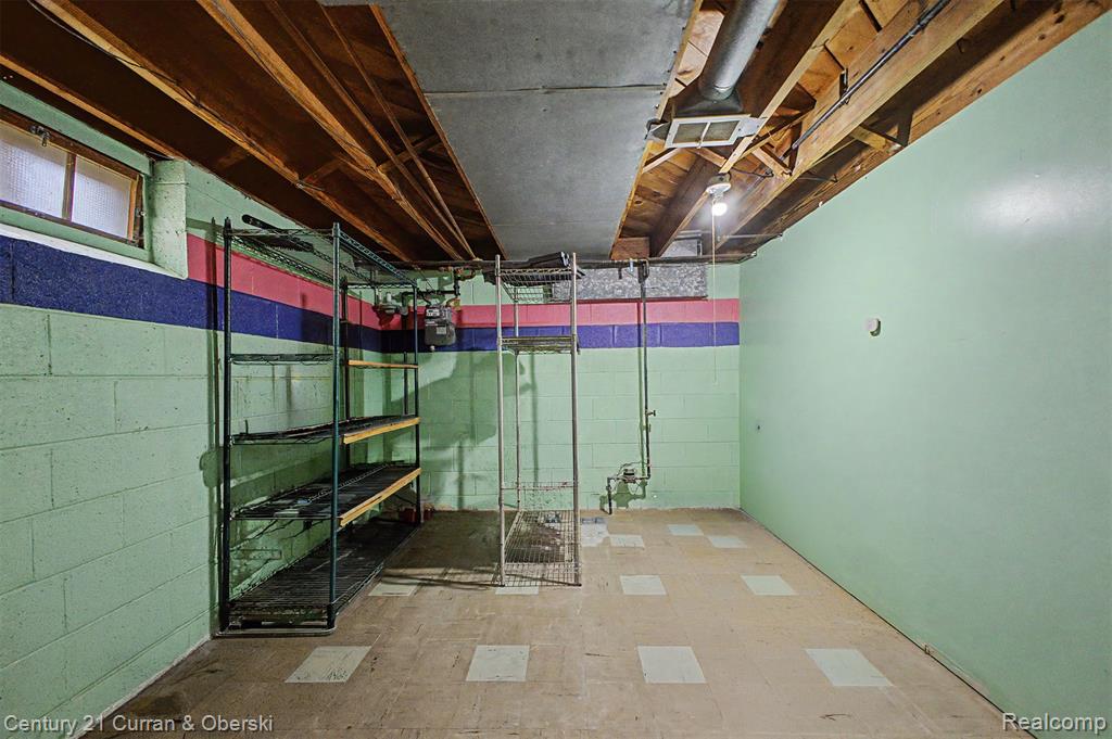 1521 Highview Street Property Photo 25
