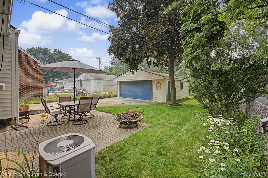 1521 Highview Street Property Photo 32