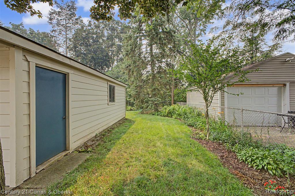 1521 Highview Street Property Photo 33