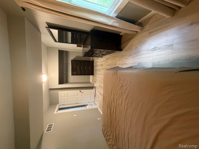449 Midway Avenue Property Photo 11