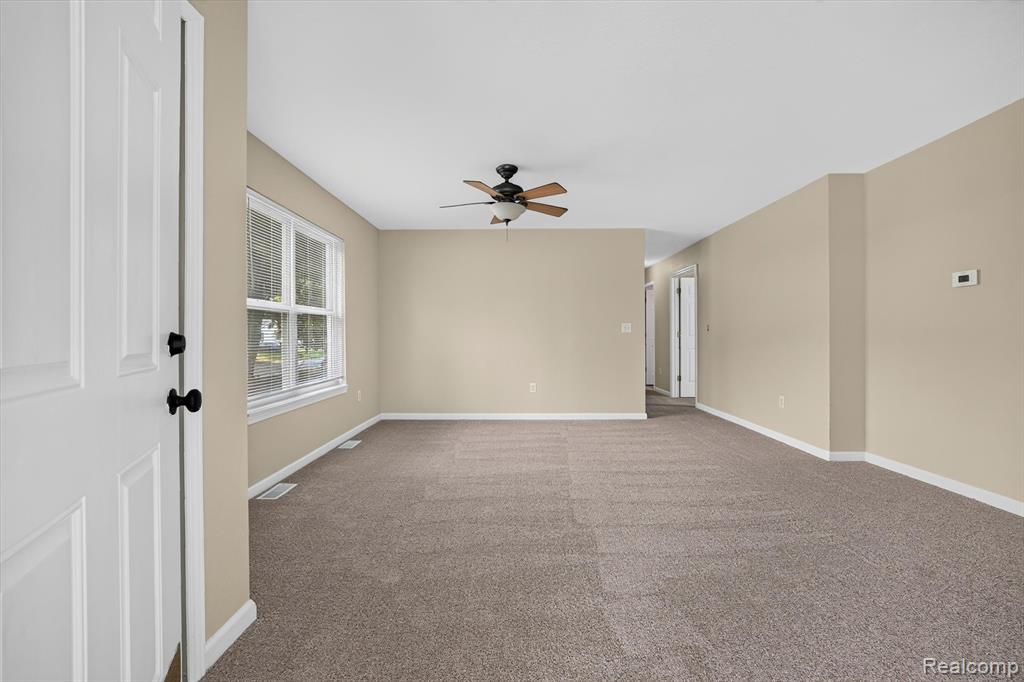 611 Conant Avenue Property Photo 3