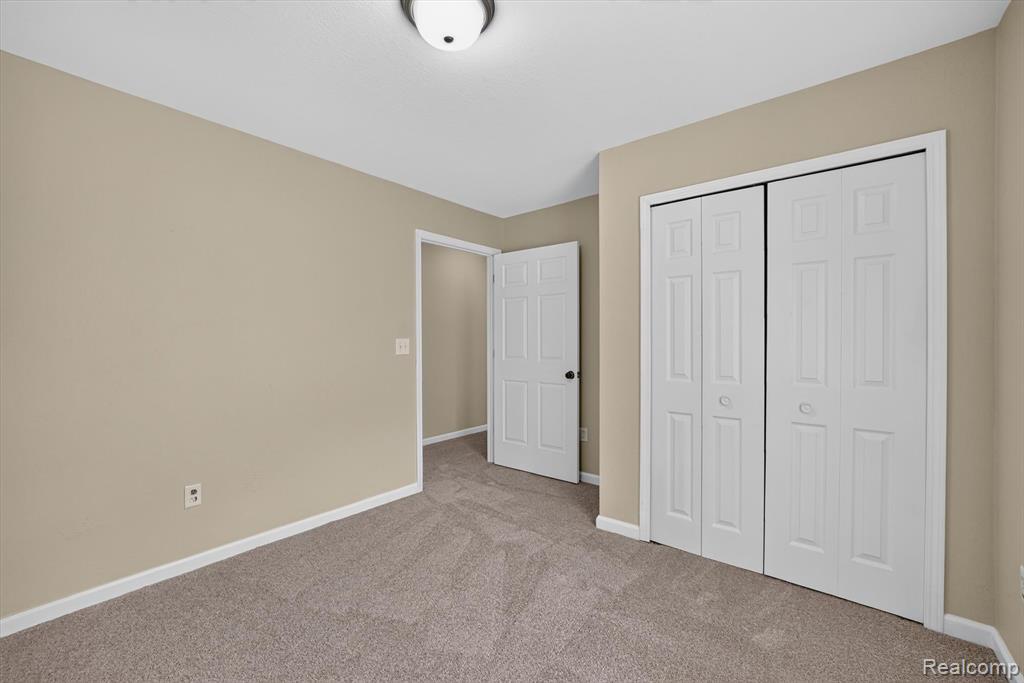 611 Conant Avenue Property Photo 12