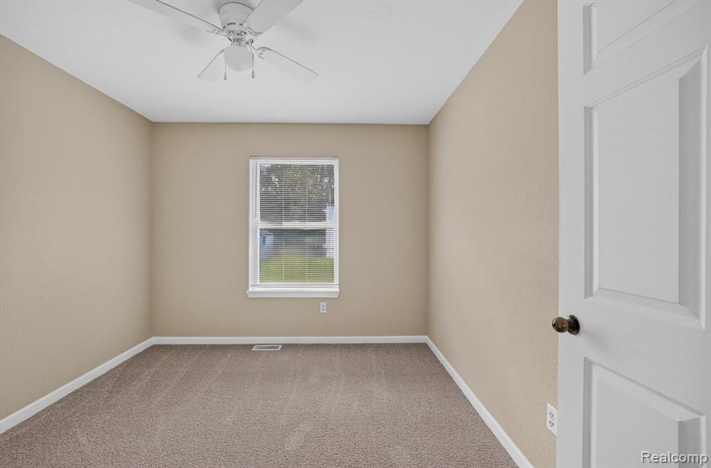 611 Conant Avenue Property Photo 13