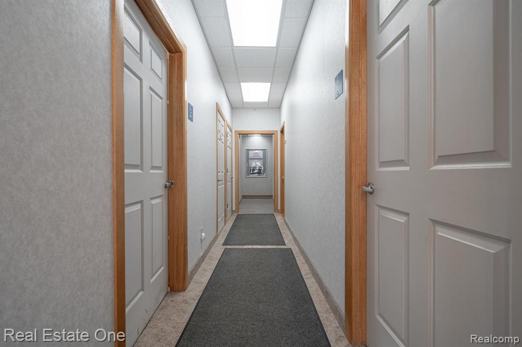 4139 W Walton Boulevard Property Photo 13