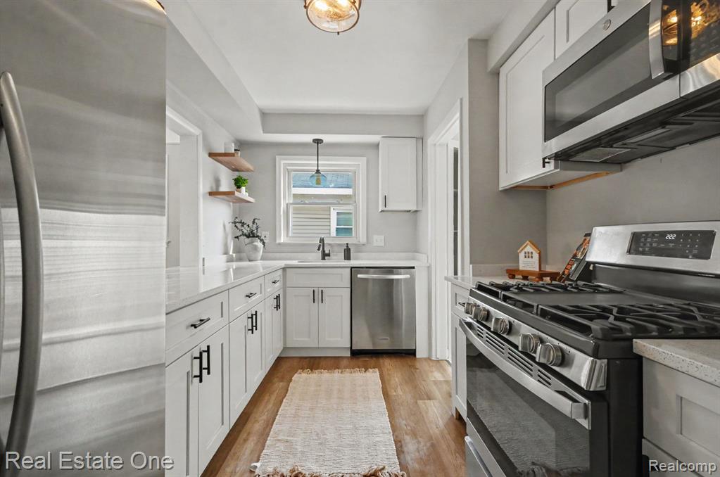 24605 Brittany Avenue Property Photo 14