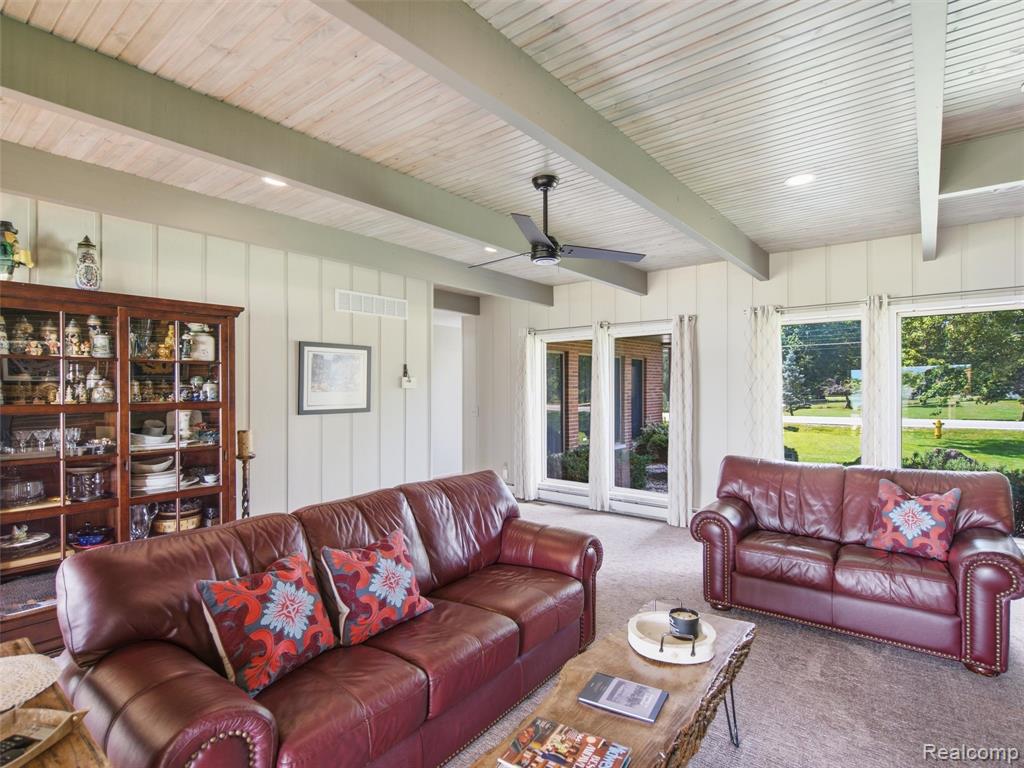 12067 Torrey Road Property Photo 13