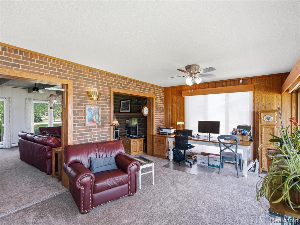 12067 Torrey Road Property Photo 15
