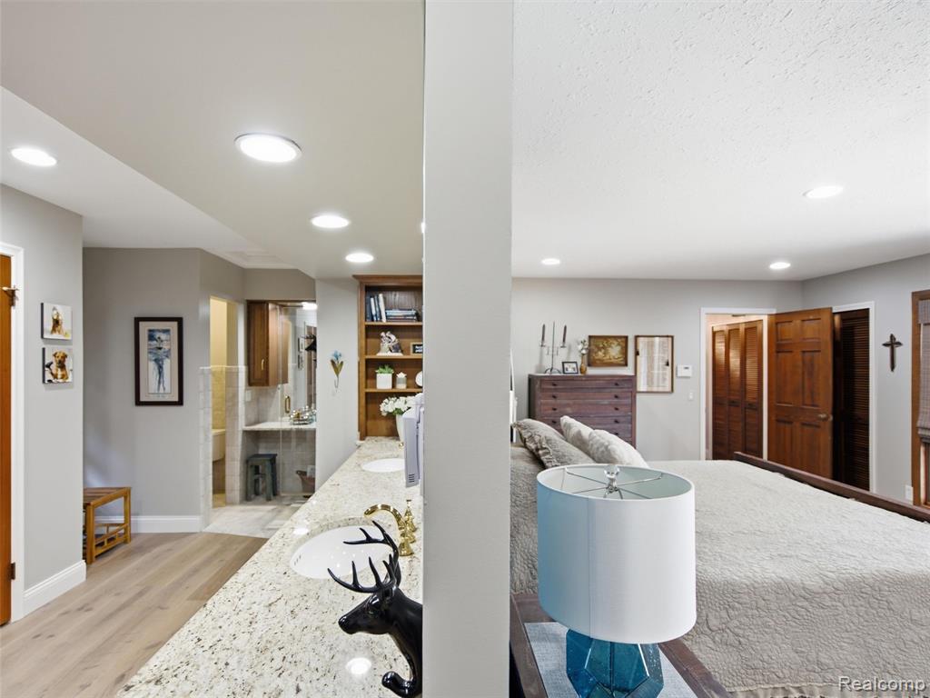 12067 Torrey Road Property Photo 21