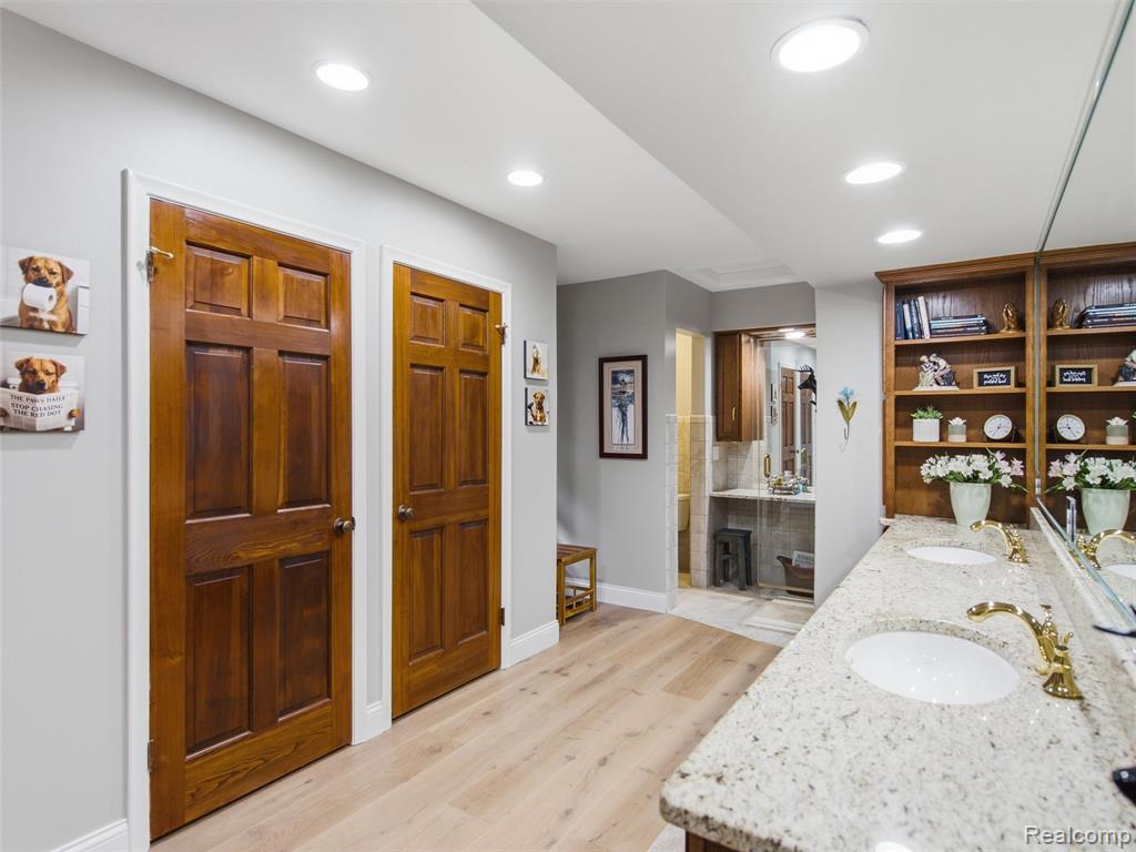 12067 Torrey Road Property Photo 23