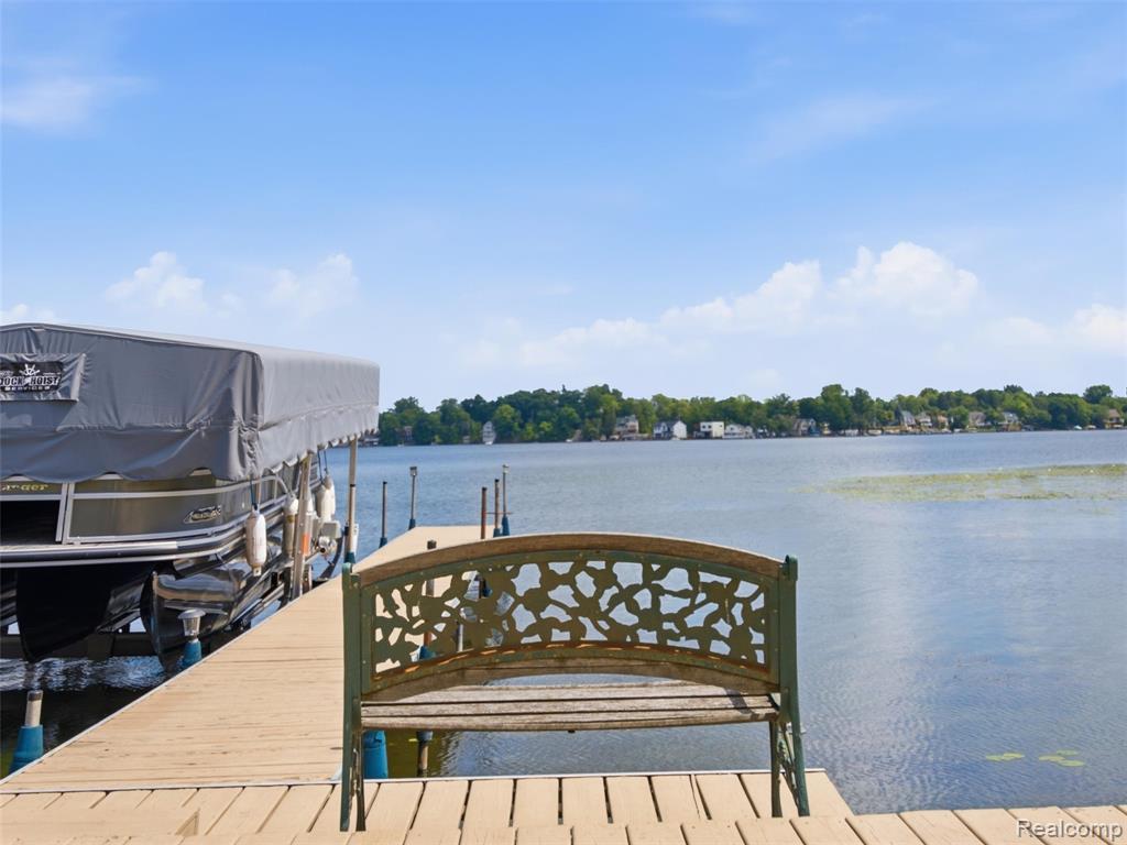 12067 Torrey Road Property Photo 32