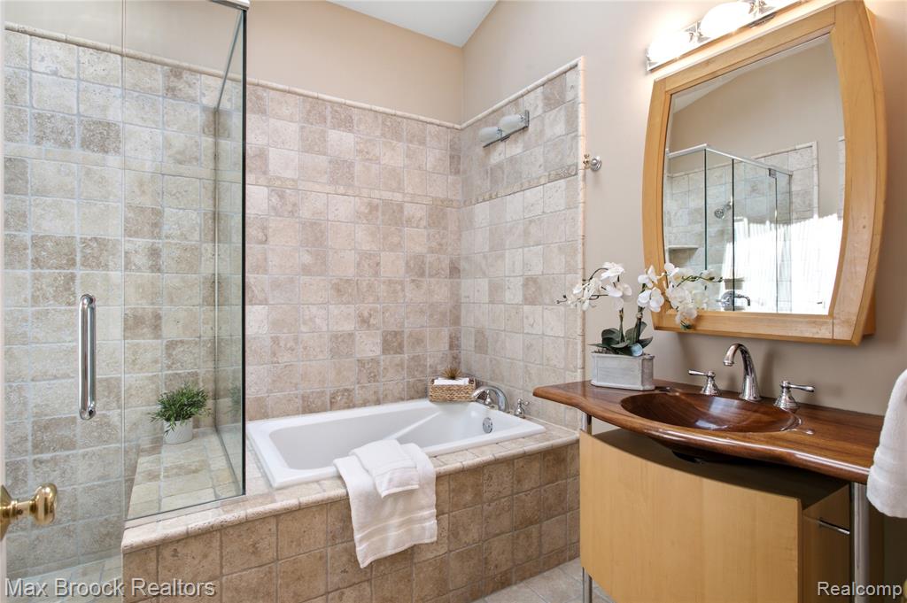 3159 Middlebury Lane Property Photo 46