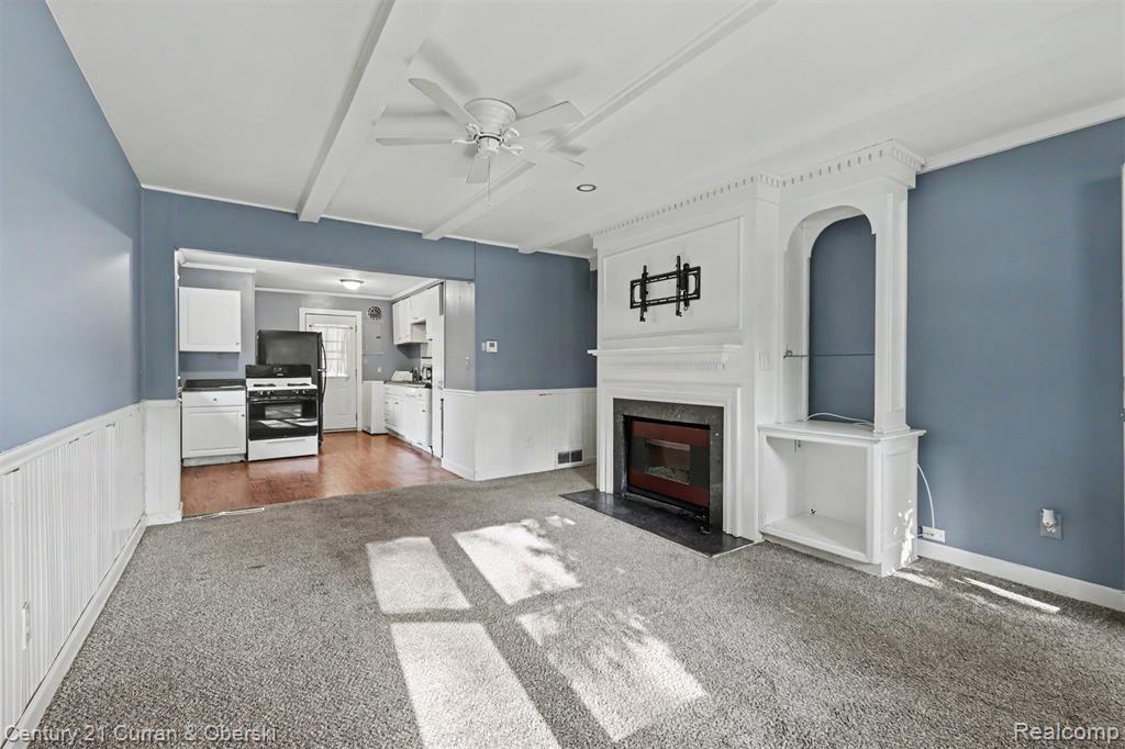 7908 Clippert Street Property Photo 2