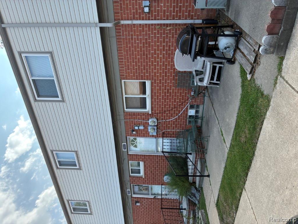 20887 Washington Property Photo 2
