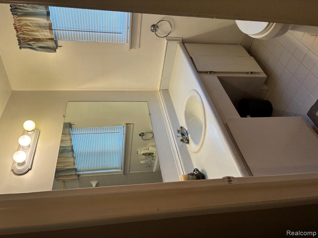 20887 Washington Property Photo 13