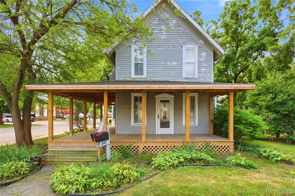 201 W Liberty Street