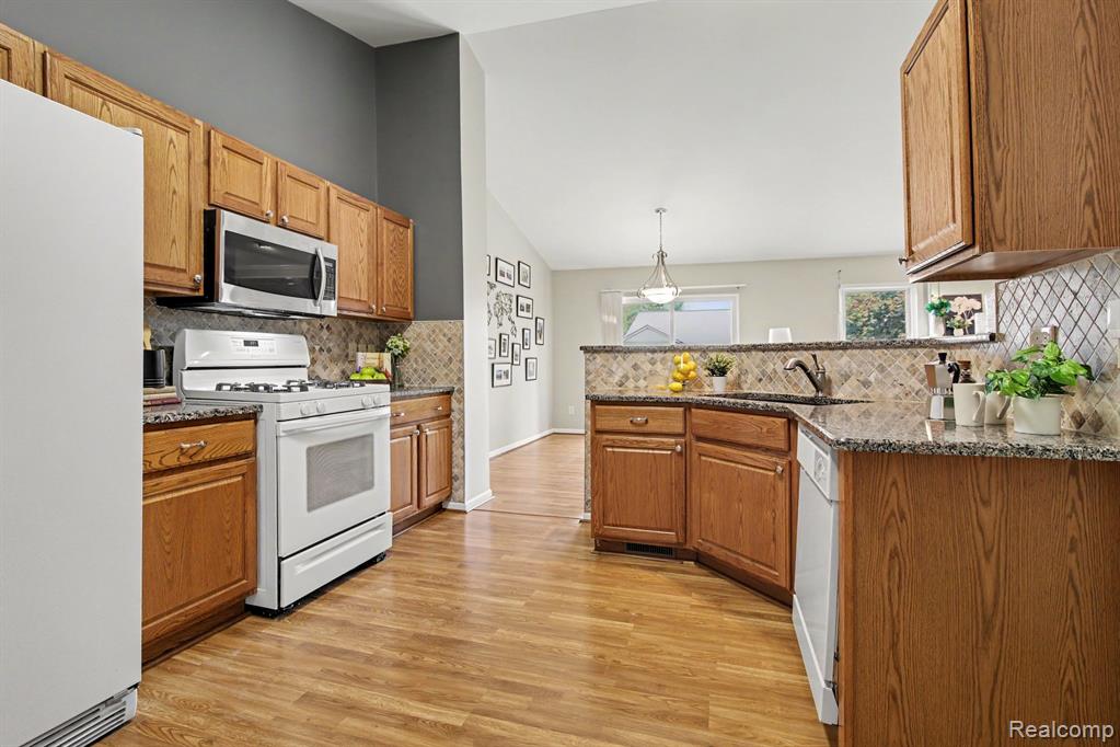 4251 Timberline Drive Property Photo 8