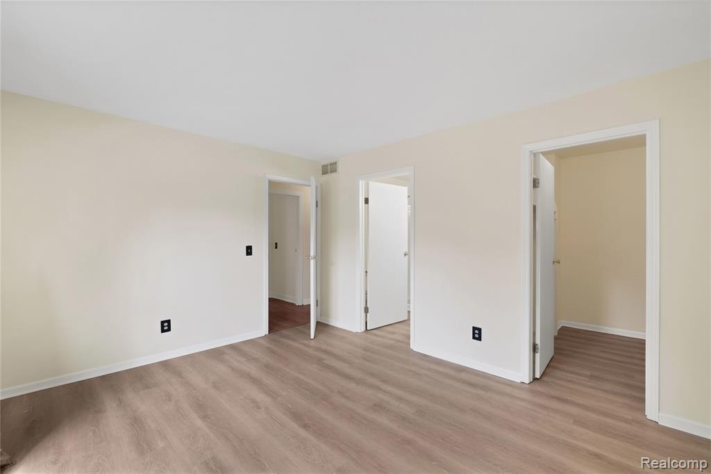 619 Perry Creek Drive Property Photo 9