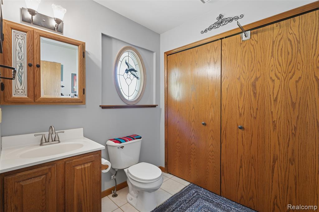 9380 Englishman Drive Property Photo 21