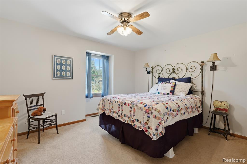 9380 Englishman Drive Property Photo 28