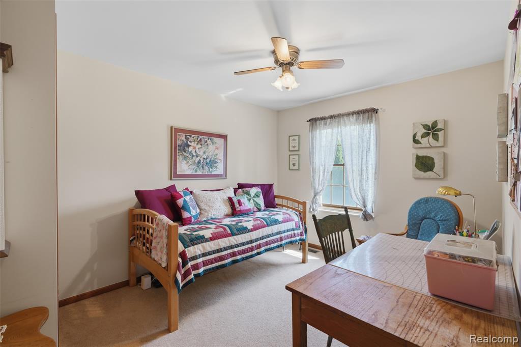 9380 Englishman Drive Property Photo 30